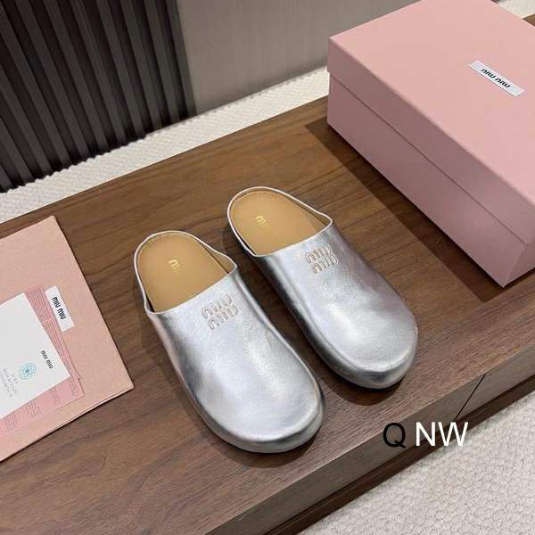 Picture of Miumiu Shoes _SKUMiuMiusz35-40NW040318158